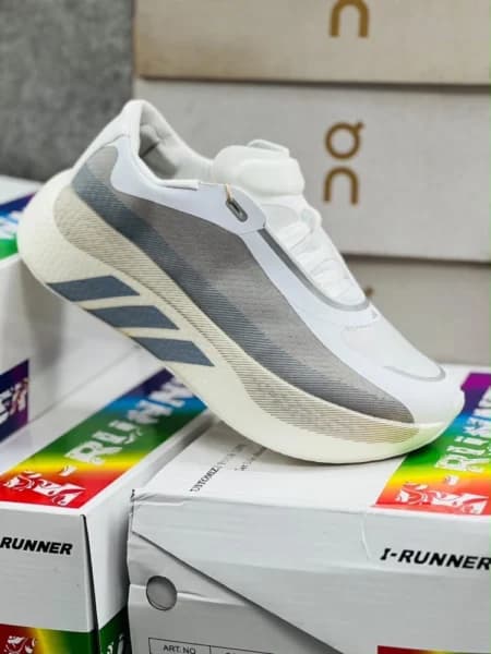 کتونی آدیداس هایپربوست مسترکوالیتی سایزبندی ۳۷ تا ۴۰ Adidas Hyperboost