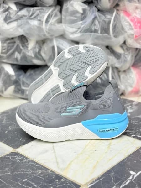 کتونی مسترکوالیتی اسکیچرز مکس کوشن مسترکوالیتی سایزبندی ۳۷ الی ۴۰ Skechers Max Cushion