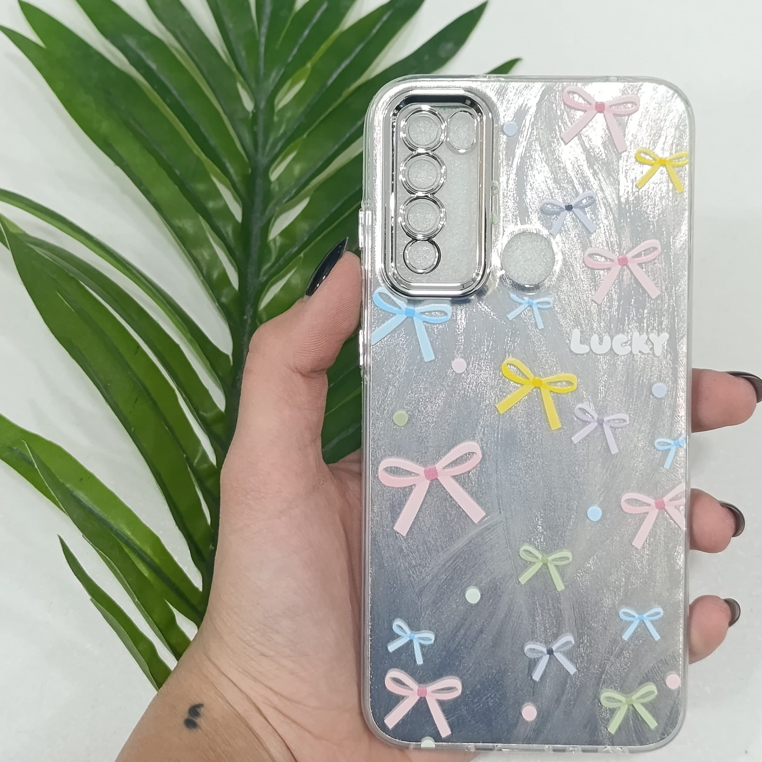 گارد گوشی شیائومی Note 8 4g مدل فانتزی دخترانه طرح پاپیون و گل قاب و کاور و محافظ موبایل — تصویر ۲