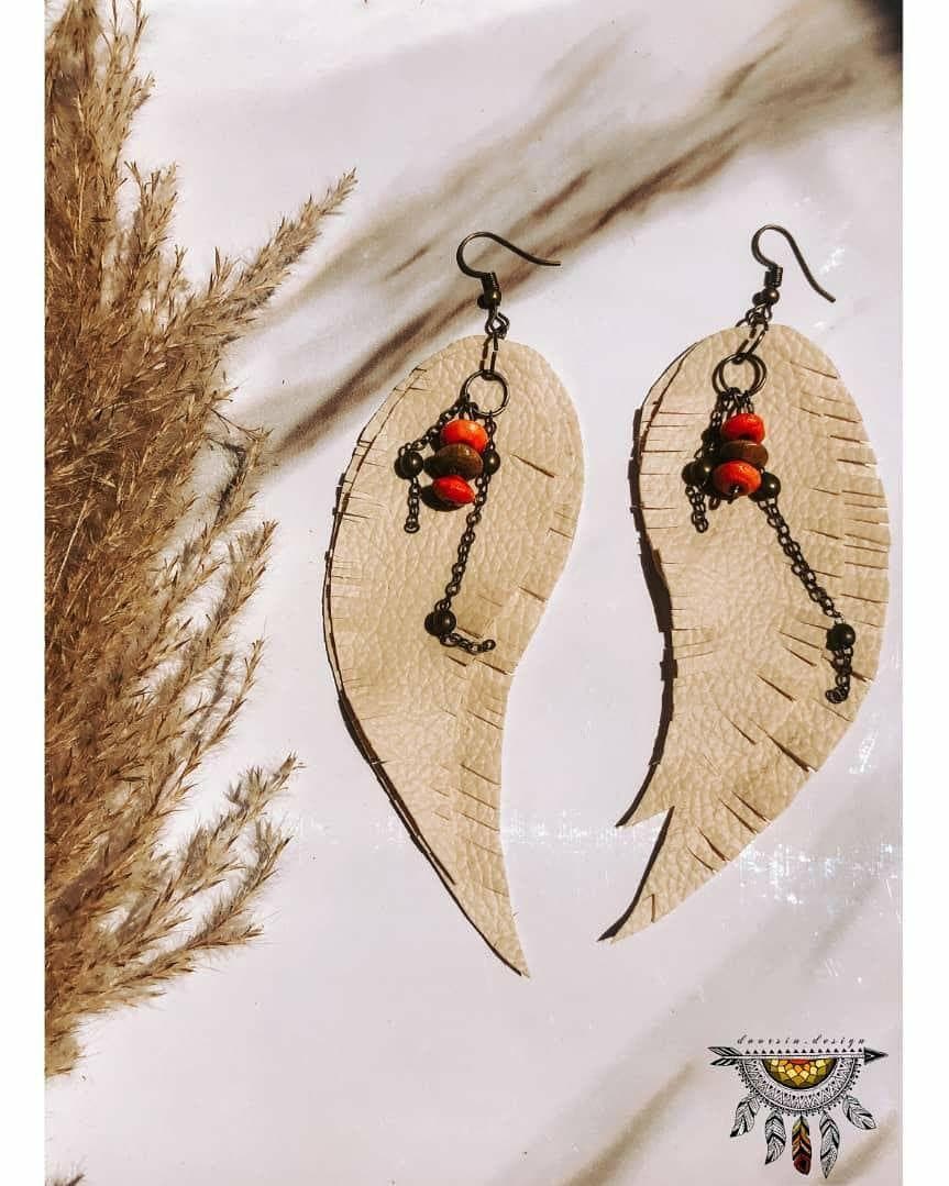 گوشواره چرم کالباسی