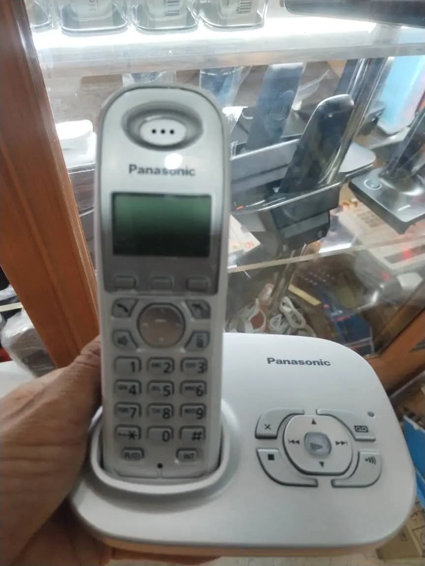تلفن بی سیم پاناسونیک مدل kx tg7321 استوک دبی بدون کارتن لوازم نو