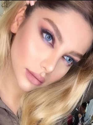 لنز رنگی لابلا مدل شنل بلو (Labella Shenel Blue) — تصویر ۴