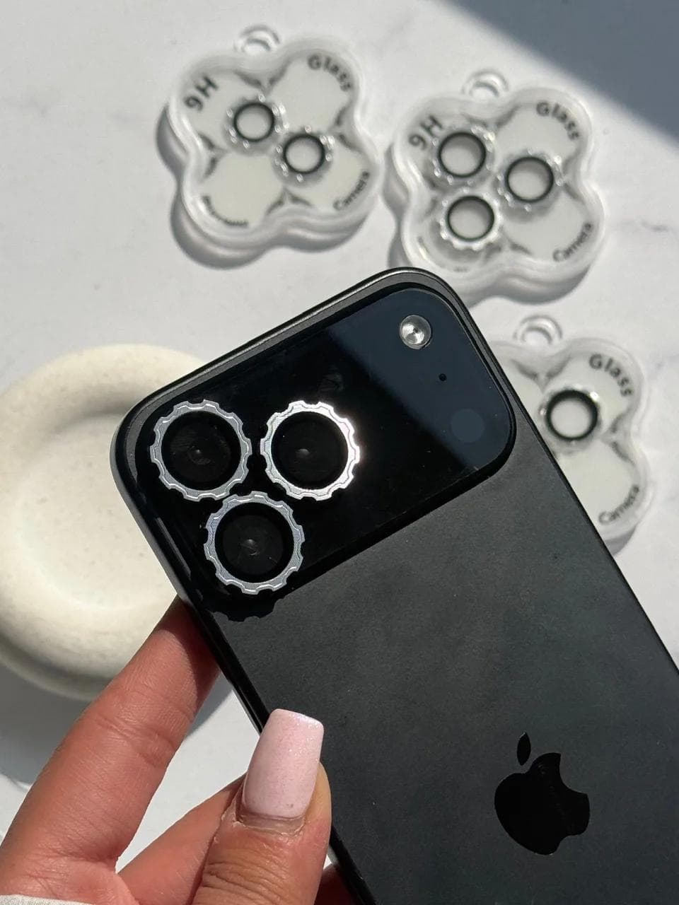 محافظ لنز طرح چرخ دنده با شابلون نصب (کدa0351) مناسب برای iPhone 13Promax/13Pro