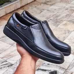 کفش مردانه تمام چرم طبیعی مدل ساعتی نوین با کفی طبی — تصویر ۳