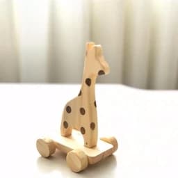 اسباب بازی زرافه چرخ دار چوبی ارتفاع 23 عرض 10 — تصویر ۴