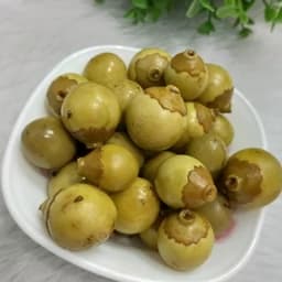 ترشی سپستان با طبعی گرم ترشی خوشمزه وبی نظیر و ملایم — تصویر ۳