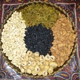 آجیل شیرین ، بادام هندی، بادام زرین، کشمش، انجیر، مویز — تصویر ۳