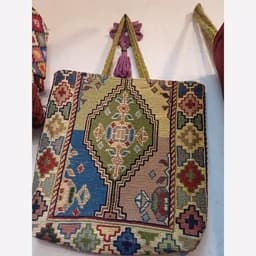 کیف ورنی (گلیم سوزنی) پشم دستباف آذربایجان پس کرایه — تصویر ۳