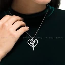 گردنبند نقره اسم حدیثه پلاک نقره عیار 925 — تصویر ۳