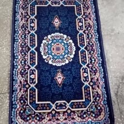 گلیم فرش ماشینی کاشان طرح هالیدی سرمه ای پادری (80در50) پس کرایه — تصویر ۳