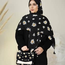 ست کیف و روسری(شال) طرح بابونه جنس روسری نخی قواره 130 برند مونتلا — تصویر ۳