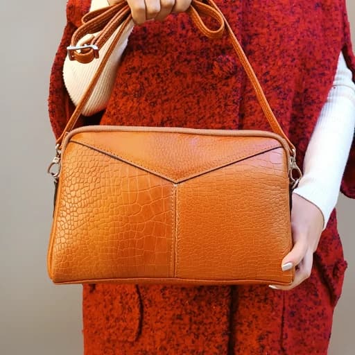 کیف چرم زنانه چرم دلربا مدل سارا