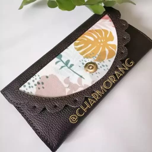 کیف پول،زنانه، قهوه ای سوخته، 3لت،دارای جای اسکناس وجاکارتی،چرمی