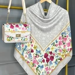 ست کیف و روسری (شال) در5رنگ طرح آنام طوسی برند مونتلا- روسری نخی قواره 130 — تصویر ۳
