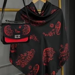 ست کیف و روسری (شال) طرح بته جقه قرمز روسری نخی قواره 130 — تصویر ۳