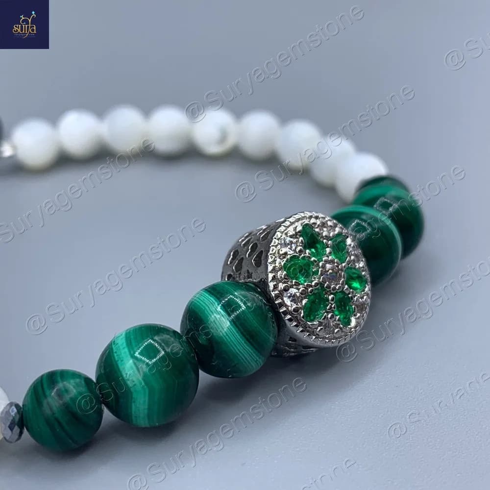 دستبند زنانه سنگی ، سنگ مالاکیت اصل و معدنی و صدف طبیعی Chandra Moola — تصویر ۳