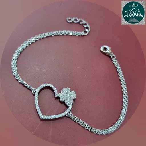 دستبند نقره زنانه شاهکار قلبی عیار 925 و آبکاری طلاسفید بسیار زیبا و ظریف — تصویر ۲