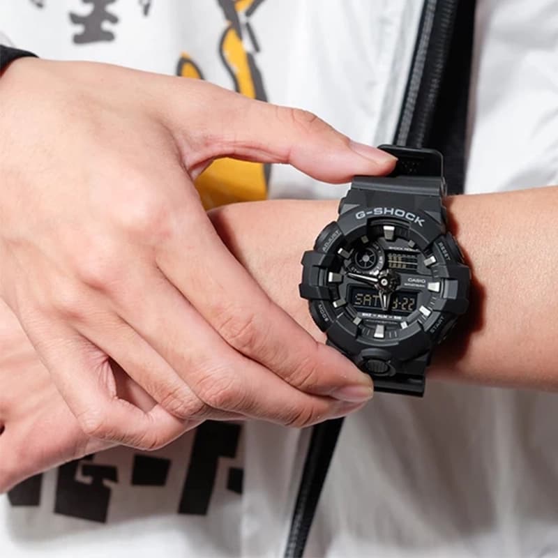 ساعت مچی مردانه برند G-SHOCK کاسیو مدل CASIO-GA-700-1BDR — تصویر ۳