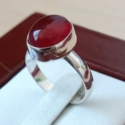 انگشتر نقره زنانه عقیق سرخ خوشرنگ — تصویر ۳