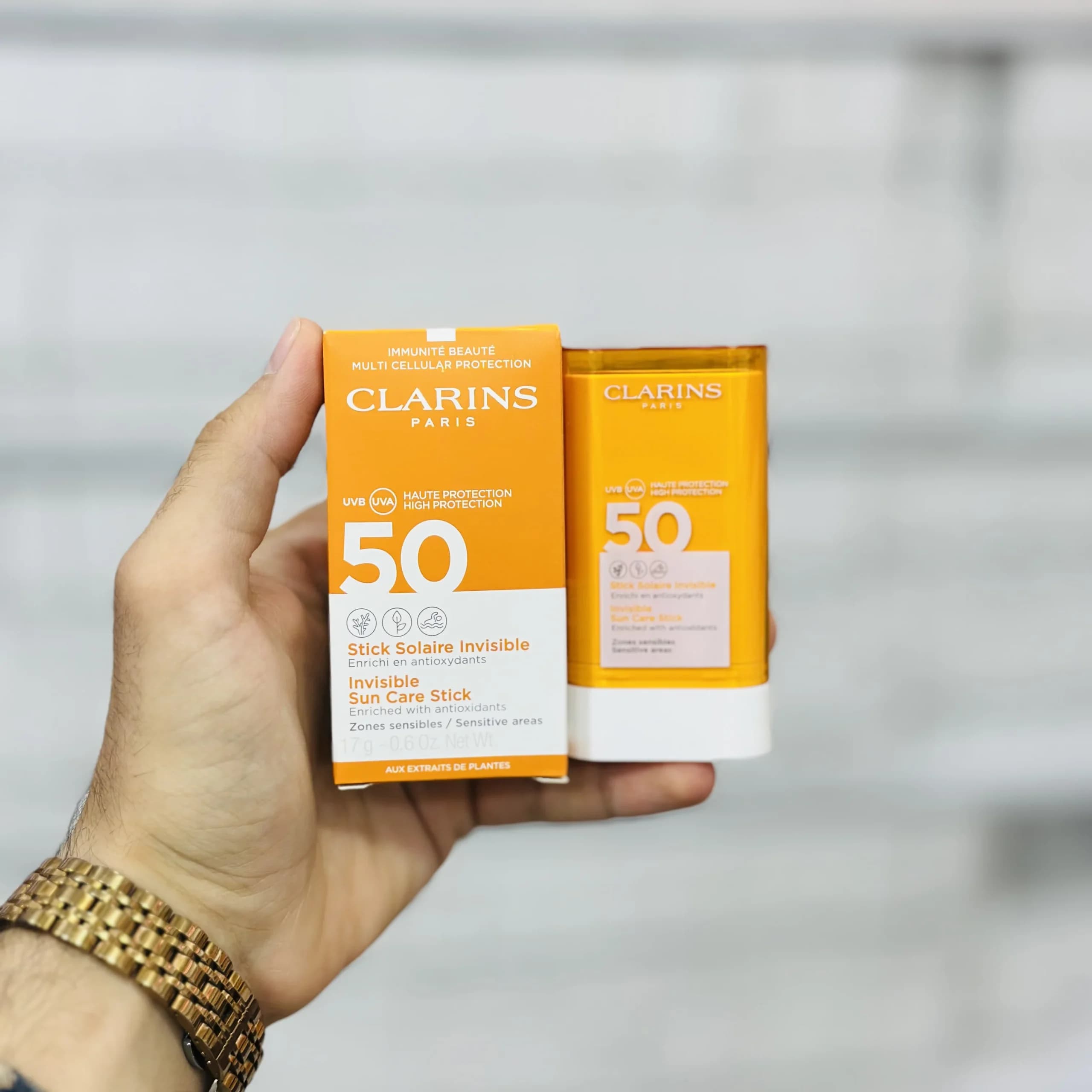 ضدآفتاب استیکی ضد حساسیت SPF 50 حجم ۱۷ گرم — تصویر ۱۱