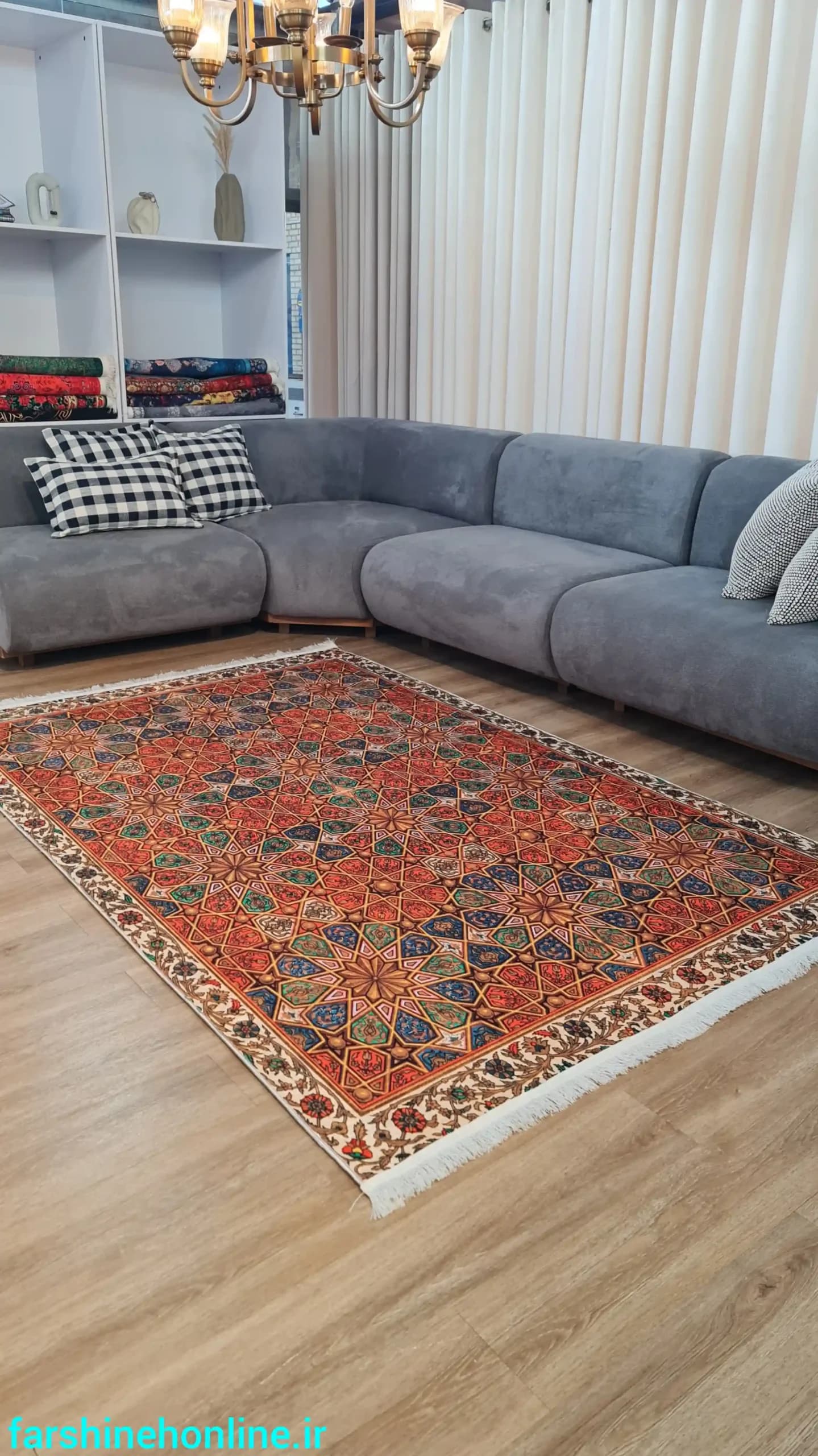فرشینه سنتی طرح گره چینی — تصویر ۱۲