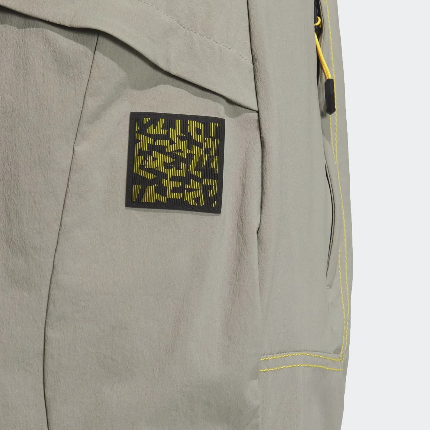 شلوار مردانه آدیداس مدل National Geographic Pants — تصویر ۶