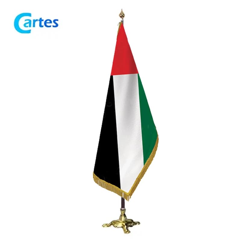 پرچم تشریفات امارات به همراه میله و پایه پنجه شیری (کامل)