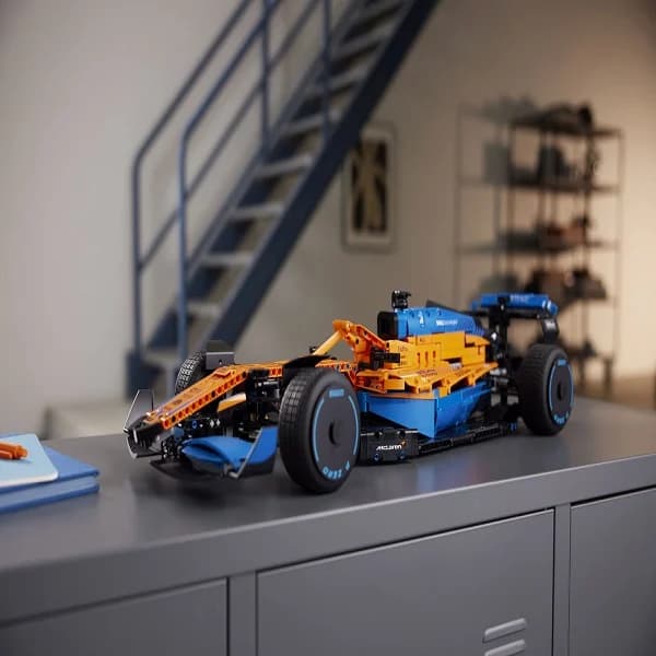 لگو سری تکنیک مدل McLaren Formula 1 Race Car کد 42141 — تصویر ۹