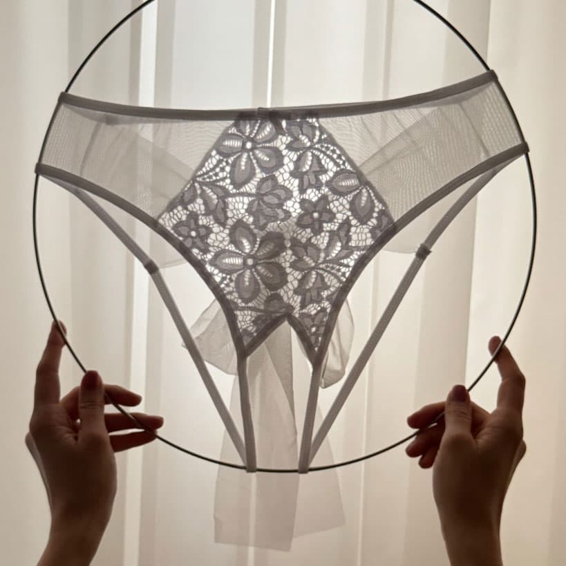 شورت فانتزی زنانه فاق باز تمام تور yeni950