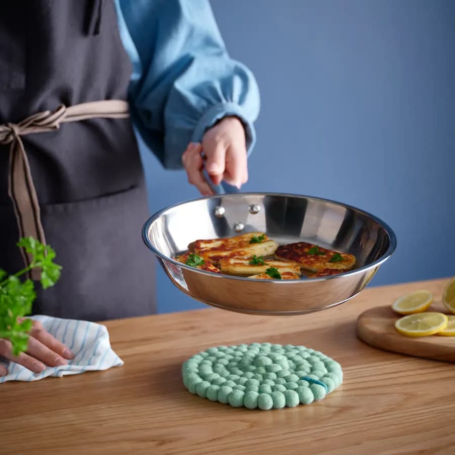 زیر قابلمه سبز روشن قطر ۱۸ سانتیمتر ایکیا مدل KNORRHAJ — تصویر ۴