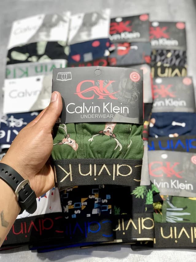 شورت مردانه نیم پا برند Calvin Klein طرح کش پهن فانتزی — تصویر ۳