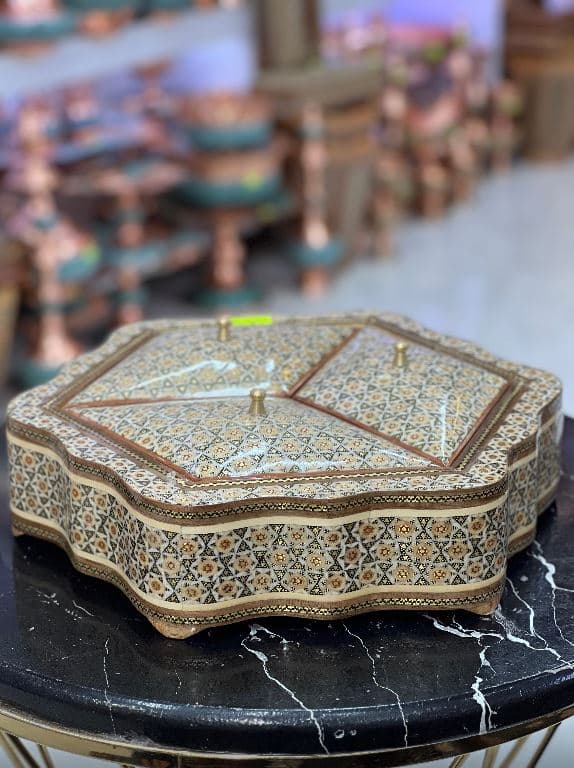شکلات خوری سه درب دالبری خاتم استخوانی — تصویر ۳