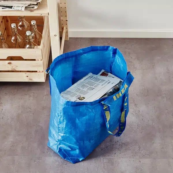 ساک دستی سایز متوسط ایکیا FRAKTA آبی 36 لیتری، 45x18x45 سانتیمتر — تصویر ۱۲