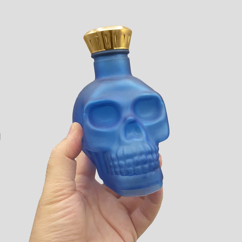 بطری جمجمه بلک لایت ظرفیت 300 میلیلیتر مدل Mini Skull درب پیچی کد Shg017 — تصویر ۵