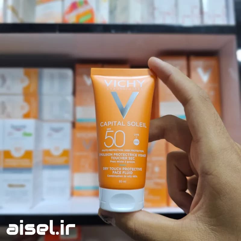 کرم ضد آفتاب ضد آب کاپتال سولیل ویشی برای پوست مختلط و حساس SPF50 با حجم 50 میلی لیتر — تصویر ۷