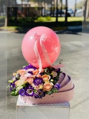 عکس سبد گل رز قرمز مناسب شرکتها، مطبها و فضاهای اداری