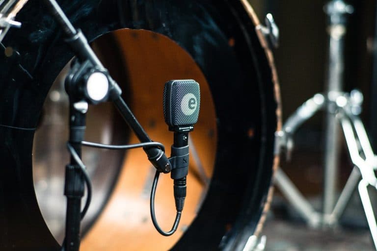 میکروفون استودیویی و اجرای زنده سنهایزر مدل Sennheiser e906 — تصویر ۹
