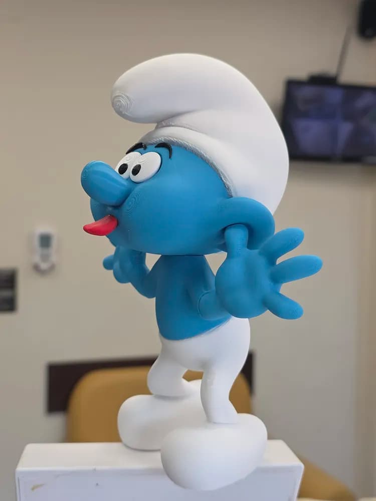 💙 فیگور اسمورف (Smurf) خندان | چاپ سهبعدی رنگشده | +PLA | ارتفاع ۲۰ سانتیمتر — تصویر ۱۱