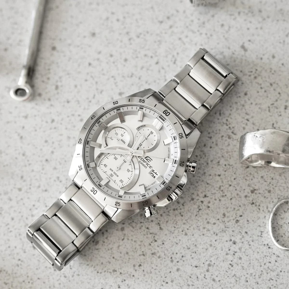 ساعت مچی مردانه کاسیو ادیفایس مدل EFR-571MD-8AVUDF — تصویر ۳