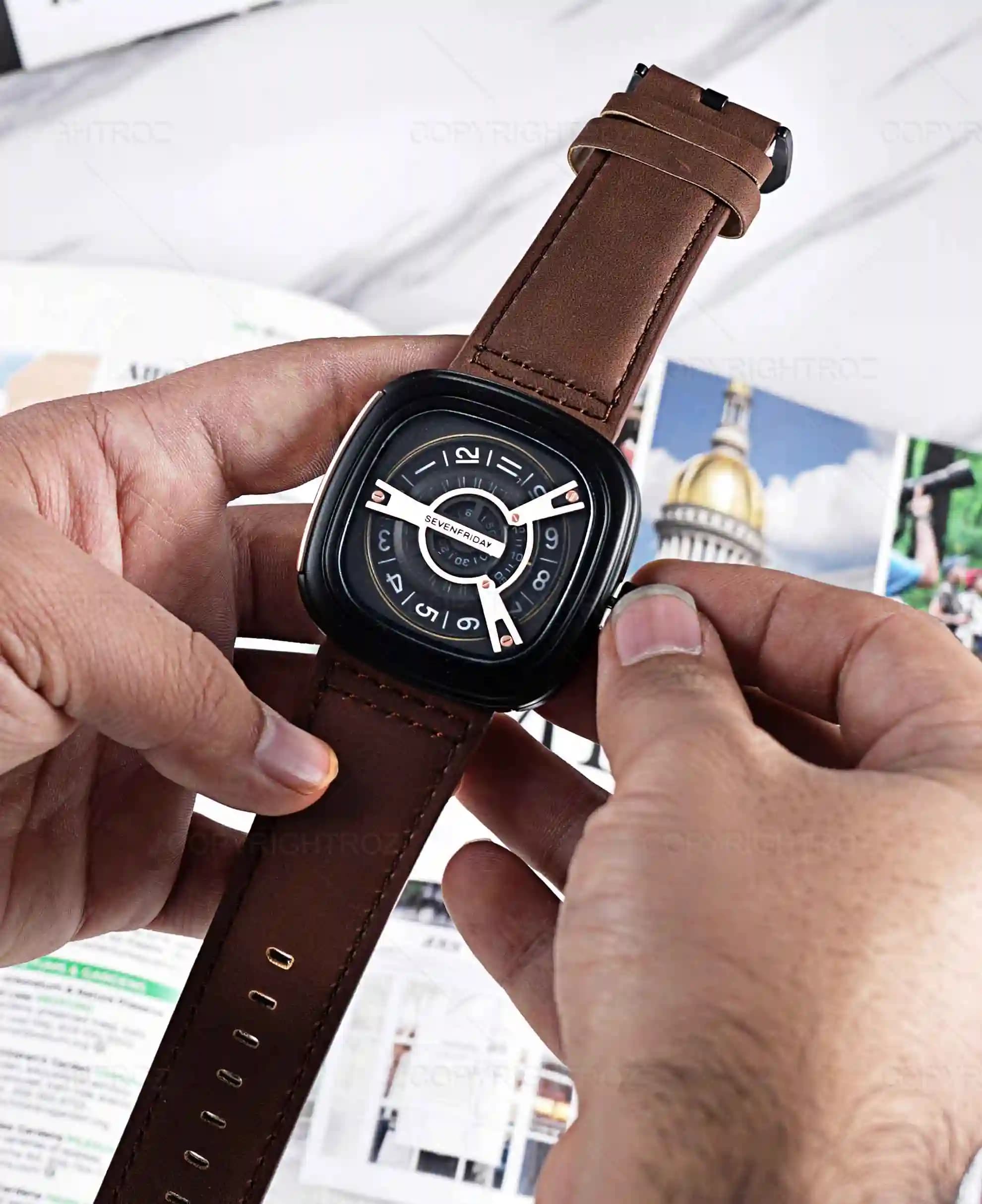 ساعت مچی مردانه سون فرایدی بند قهوه ایSEVENFRIDAY مدل 1223 — تصویر ۷