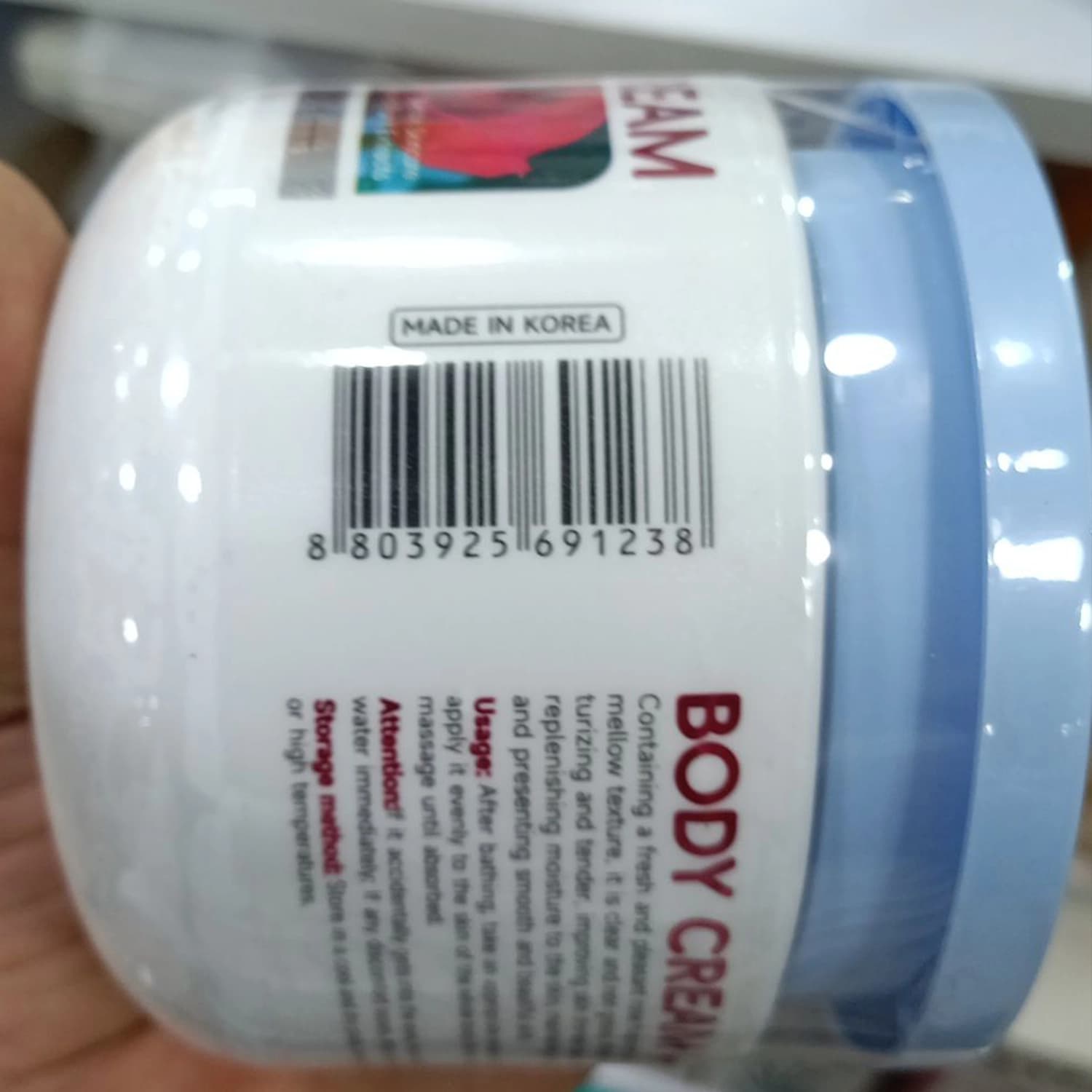 کرم دست و بدن روشن کننده و مرطوب کننده ماری Mary حاوی عصاره گل رز حجم 528 گرمی — تصویر ۴