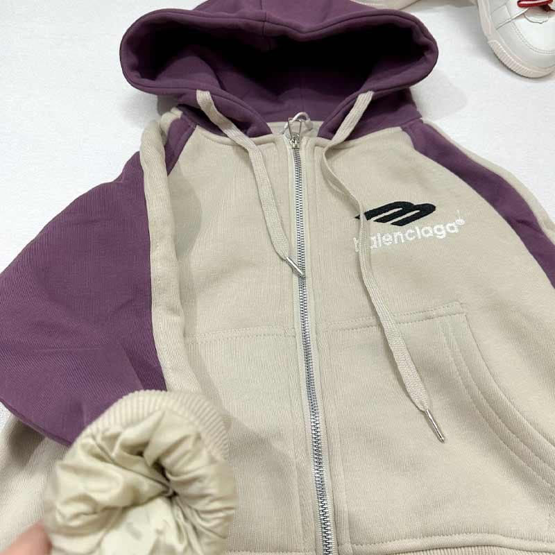 سویشرت بچه گانه آستردار balenciaga — تصویر ۵