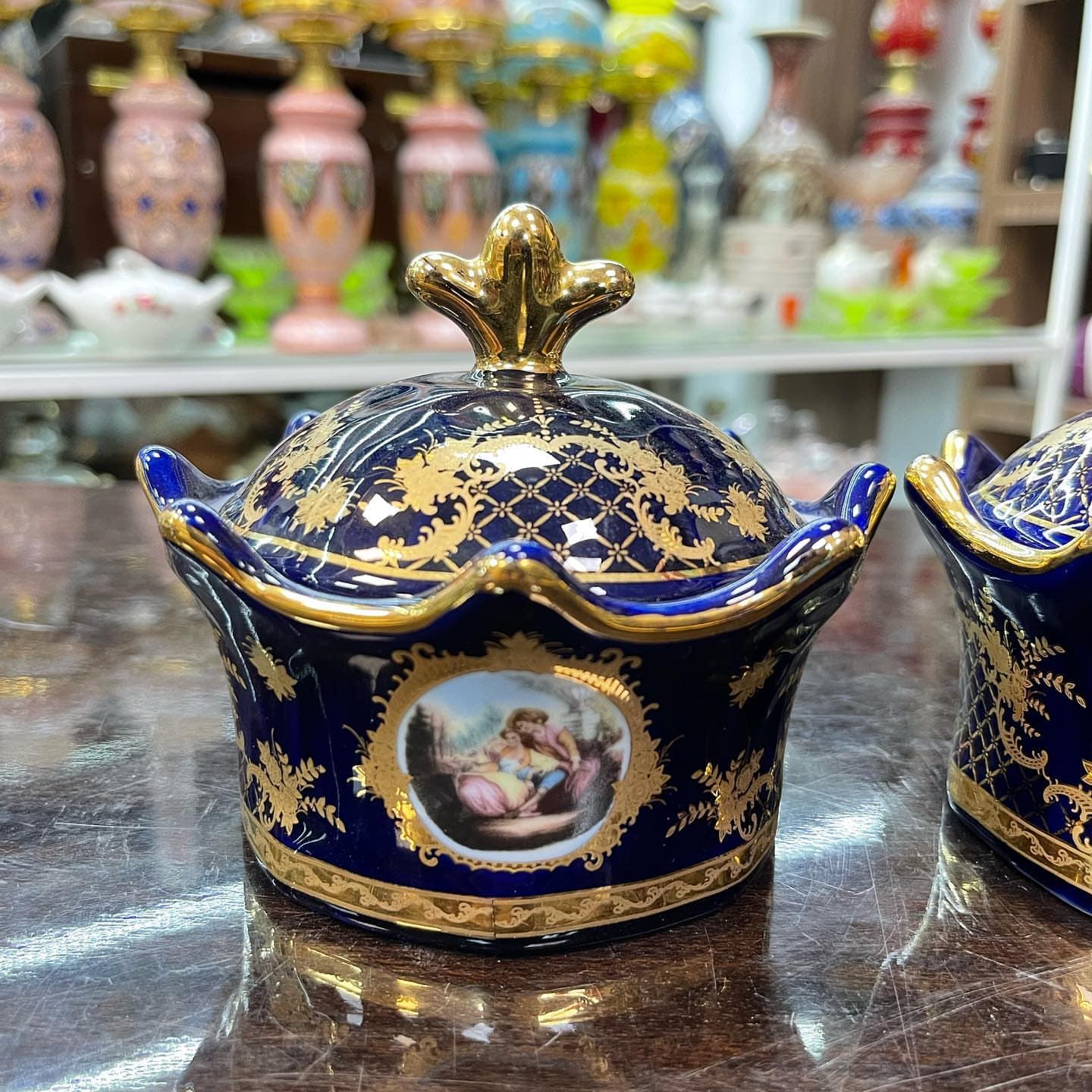 یک جفت قندان تاجی لیلی و مجنون آنتیک — تصویر ۳