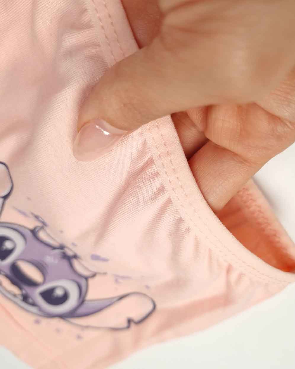 ست زیرپوش و شورت دخترانه نخ پنبه طرح لیلو سیلکا — تصویر ۶