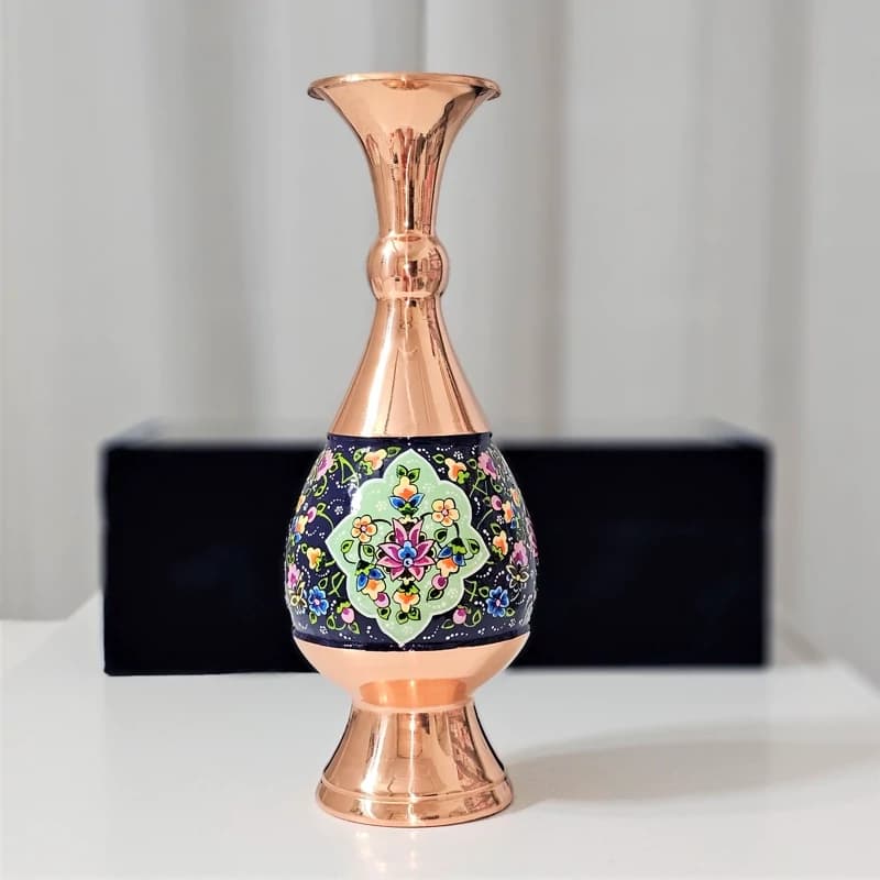 گلدان مسی و پرداز ارتفاع 25سانت به همراه جعبه فانتزی مناسب هدیه — تصویر ۸