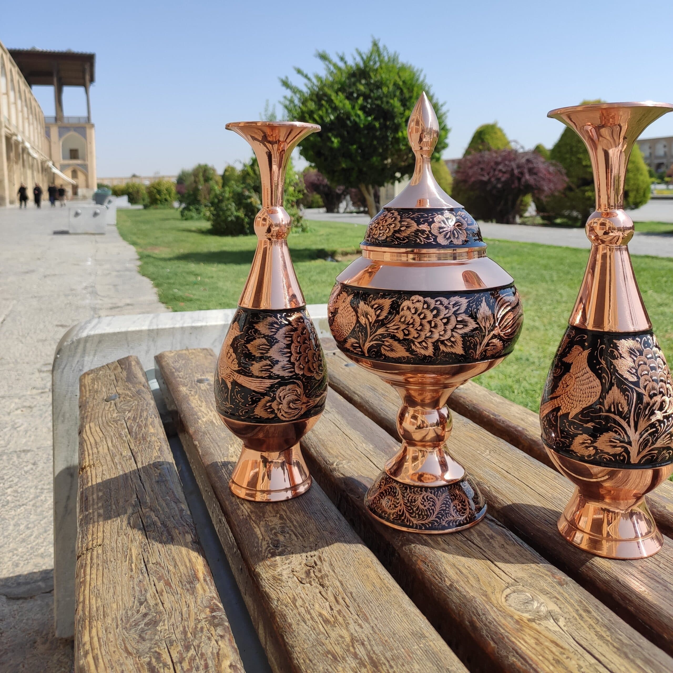 ست گلدان و شکلات خوری مسی مدل الماس تراش ارتفاع 30