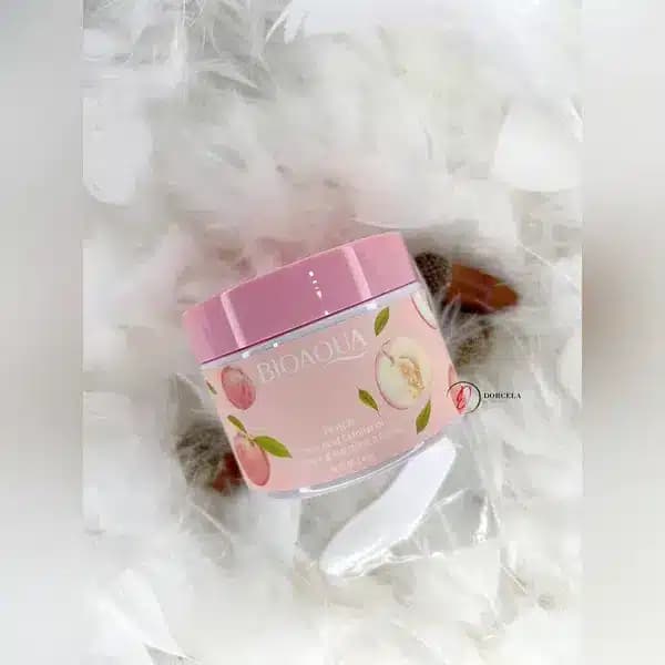 ماسک و اسکراب صورت بیوآکوا BIOAQUA هلو 140 گرمی