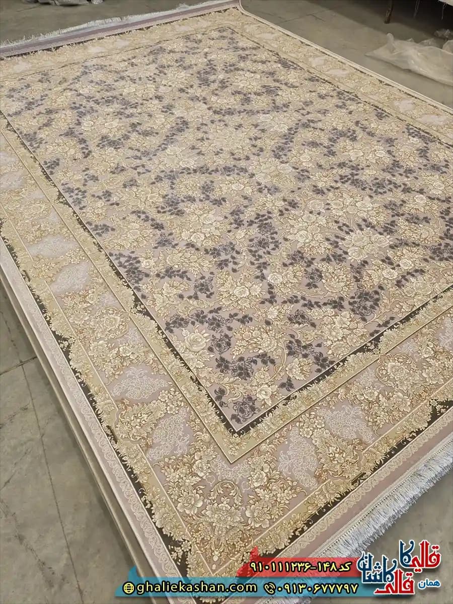 فرش طلاکوب 1200 شانه طرح افشان گلارز رنگ بژ صورتی گل برجسته کاشان — تصویر ۲