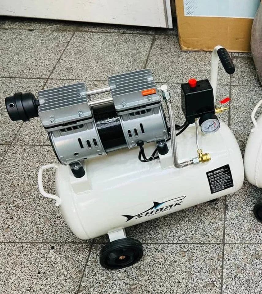 کمپرسور سایلنت ۲۵ لیتری شارک مدل SRK800-25L — تصویر ۶