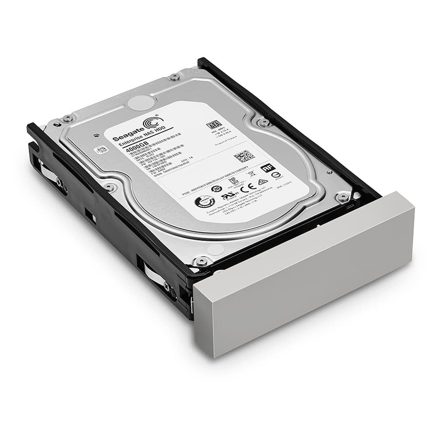 هارد اکسترنال لسی مدل LaCie 12big Thunderbolt 3 12-Bay RAID Thunderbolt 3 STFJ72000400 ظرفیت 72 ترابایت — تصویر ۸